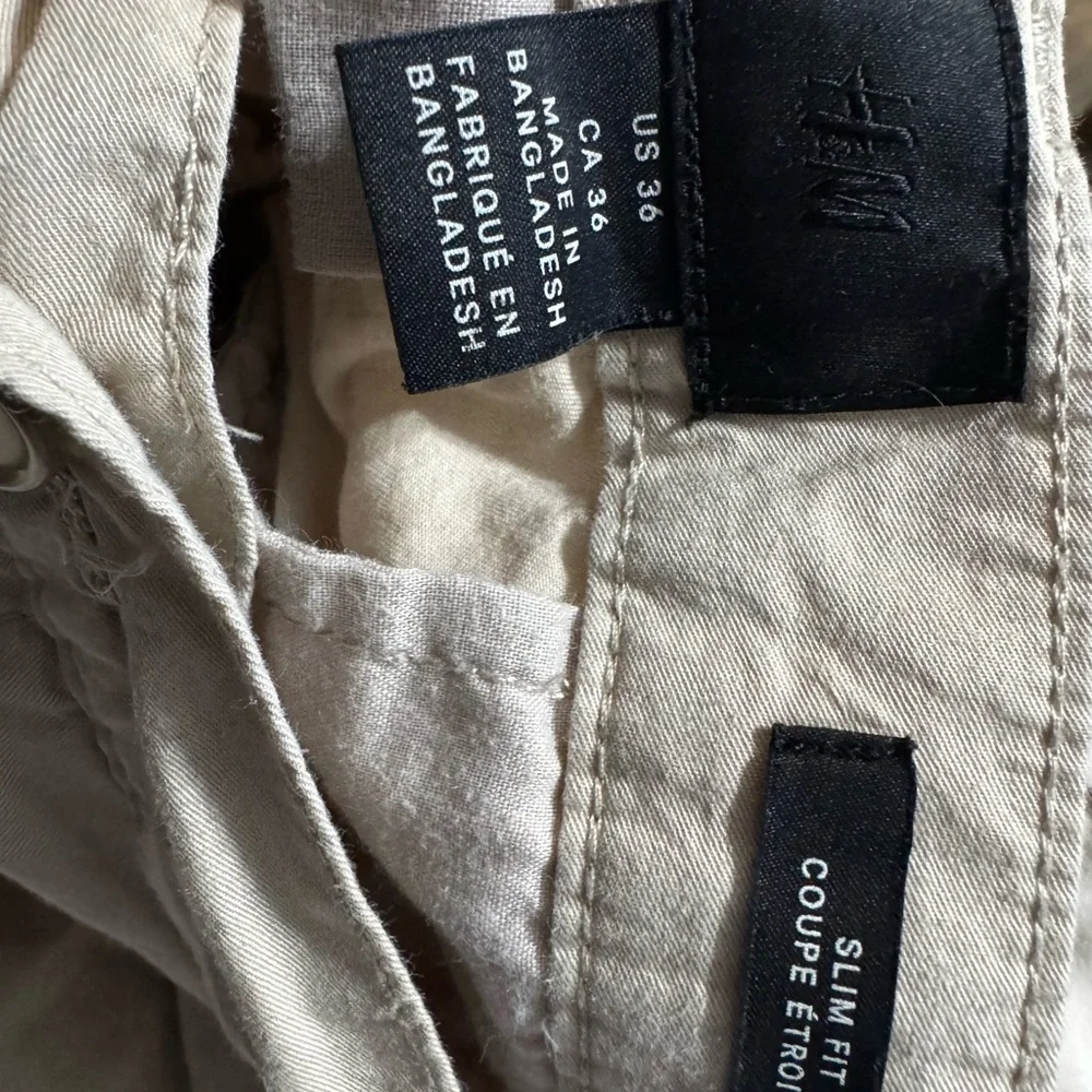 H&M Men’s Slim Fit Shorts • Size 36 • Beige Chino Style - Picture 4 of 5